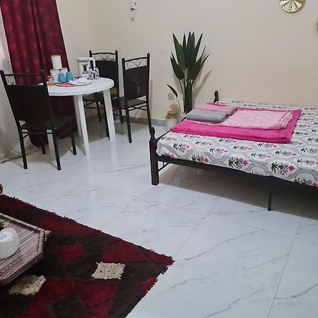 Cozy Corner 2024 Lejlighed Abu Dhabi Eksteriør billede