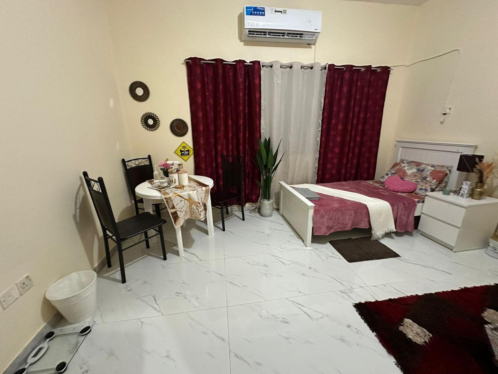 Cozy Corner 2024 Lejlighed Abu Dhabi Eksteriør billede